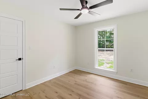 Bedroom - 10 Beech Ln, Petal, MS 39465 photo 5 of 9