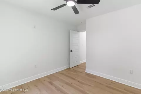 Bedroom - 10 Beech Ln, Petal, MS 39465 photo 6 of 9