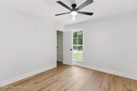 Bedroom - 10 Beech Ln, Petal, MS 39465 photo 2 of 9