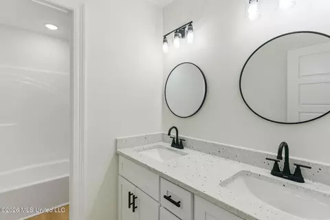 Bath - 10 Beech Ln, Petal, MS 39465 photo 1 of 4