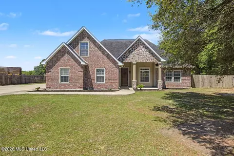 10165 Daisy Vestry Rd, Biloxi, MS 39532