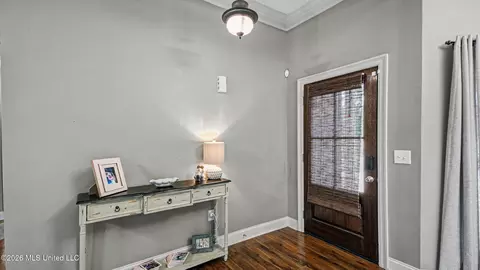 Entry Way - 304 Spring Hill Pt, Brandon, MS 39047 photo 1 of 5