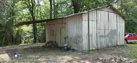 Exterior - 357 SE Nations, Brookhaven, MS 39601 photo 2 of 24