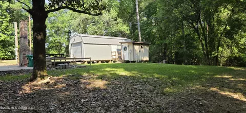 Exterior - 357 SE Nations, Brookhaven, MS 39601 photo 11 of 24