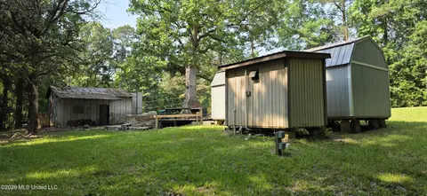 Exterior - 357 SE Nations, Brookhaven, MS 39601 photo 12 of 24