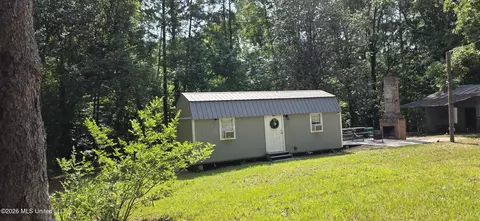 Exterior - 357 SE Nations, Brookhaven, MS 39601 photo 13 of 24