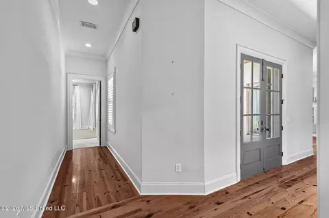 Entry Way - 404 Cedarmont Dr, Madison, MS 39110 photo 3 of 14