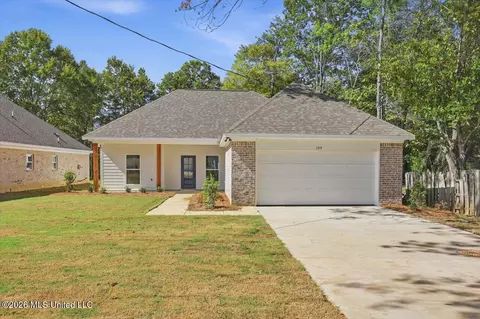 Exterior - 199 Lake Harbor Rd, Brandon, MS 39047 photo 6 of 6