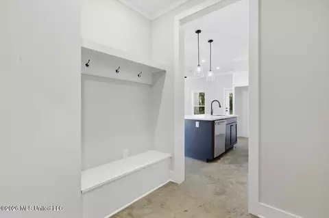 Entry Way - 199 Lake Harbor Rd, Brandon, MS 39047 photo 3 of 5