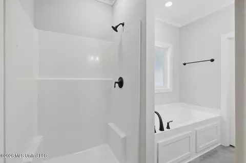 Entry Way - 199 Lake Harbor Rd, Brandon, MS 39047 photo 4 of 5