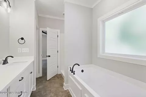 Entry Way - 199 Lake Harbor Rd, Brandon, MS 39047 photo 5 of 5