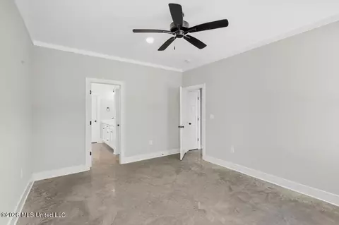 Bedroom - 199 Lake Harbor Rd, Brandon, MS 39047 photo 2 of 3