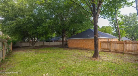 Exterior - 817 Pickford Pt, Madison, MS 39110 photo 2 of 4