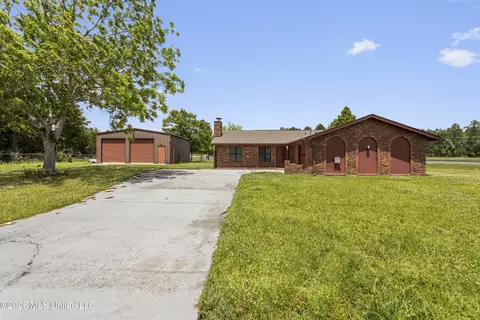 18016 Mustang Pl, Gulfport, MS 39503