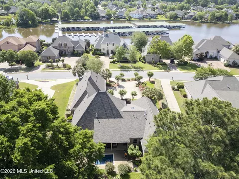 137 Peninsula Dr, Brandon, MS 39047 photo 4