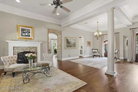 137 Peninsula Dr, Brandon, MS 39047 photo 9