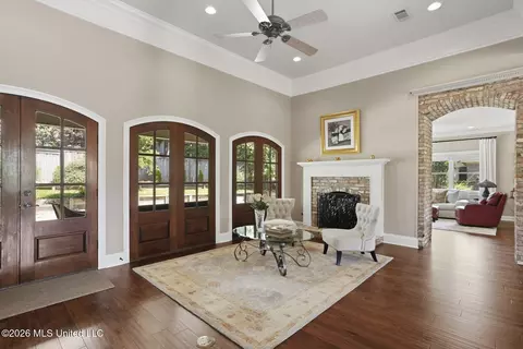 137 Peninsula Dr, Brandon, MS 39047 photo 5