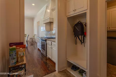 Entry Way - 292 Buckhead Dr, Madison, MS 39110 photo 3 of 3