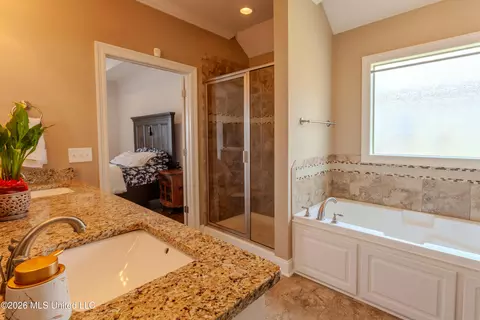 Bath - 292 Buckhead Dr, Madison, MS 39110 photo 2 of 2