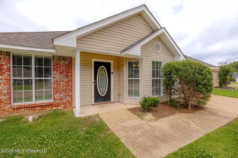 Exterior - 1111 Bullrun Dr, Byram, MS 39272 photo 2 of 4