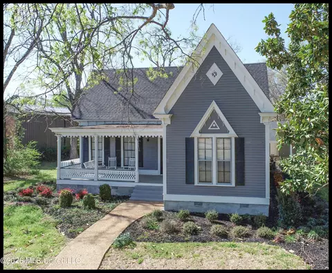201 Boothe St, Batesville, MS 38606