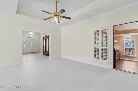 Living - 89357 E Diamondhead Dr, Diamondhead, MS 39525 photo 3 of 6