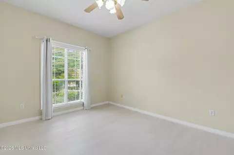 Bedroom - 89357 E Diamondhead Dr, Diamondhead, MS 39525 photo 4 of 5