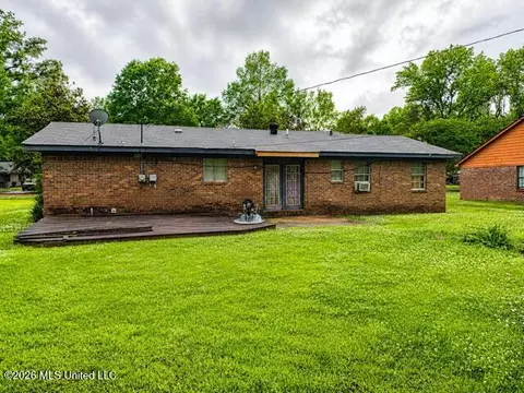 Exterior - 206 Mississippi Ave, Grenada, MS 38901 photo 2 of 2