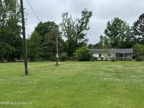 Exterior - 1557 Ramsey Rd, Gloster, MS 39638 photo 4 of 12