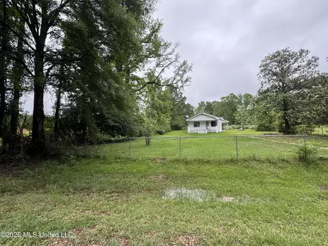 Exterior - 1557 Ramsey Rd, Gloster, MS 39638 photo 6 of 12