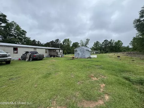 Exterior - 1557 Ramsey Rd, Gloster, MS 39638 photo 10 of 12