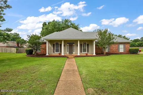 428 Jordan Ridge Pl, Madison, MS 39110