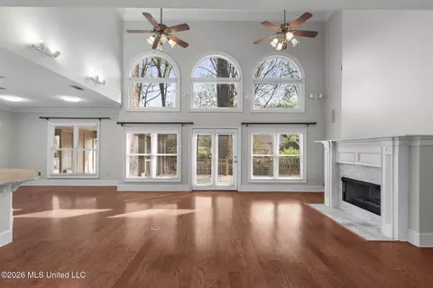 Living - 124 Adderley Blvd, Madison, MS 39110 photo 7 of 8