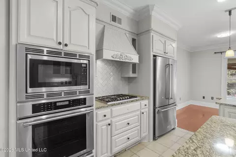 Kitchen - 124 Adderley Blvd, Madison, MS 39110 photo 4 of 4