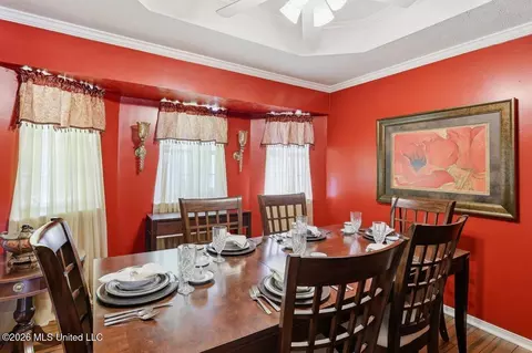 Dining - 466 Lee St, Byram, MS 39272 photo 2 of 2