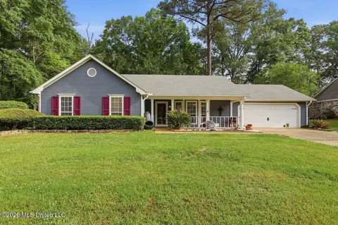 466 Lee St, Byram, MS 39272