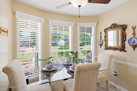 Dining - 466 Lee St, Byram, MS 39272 photo 1 of 2