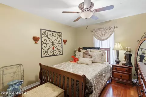 Bedroom - 466 Lee St, Byram, MS 39272 photo 2 of 3