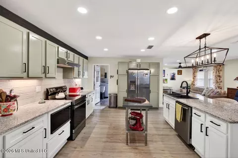 Kitchen - 101 Olson Ave, Long Beach, MS 39560 photo 4 of 4