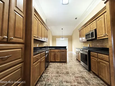 Kitchen - 360 Provision Pkwy, Brandon, MS 39042 photo 1 of 1