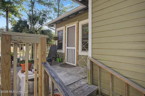 Exterior - 166 Violet St, Biloxi, MS 39531 photo 5 of 6