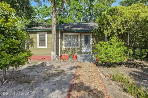 Exterior - 166 Violet St, Biloxi, MS 39531 photo 2 of 6