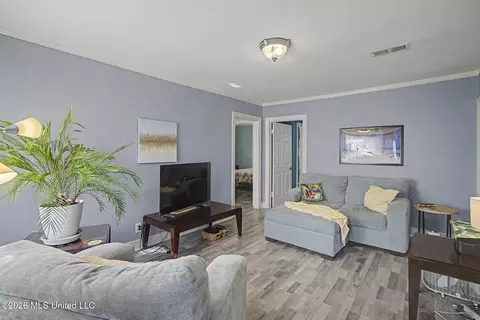 Living - 166 Violet St, Biloxi, MS 39531 photo 1 of 1