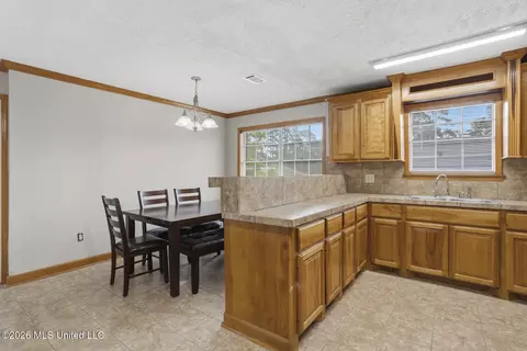 Dining - 576 Woodson Dr, Jackson, MS 39206 photo 1 of 1