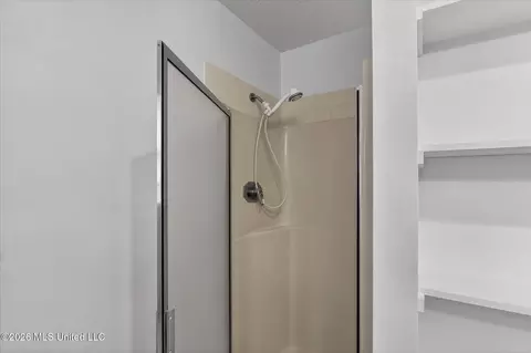 Bath - 9536 Poni Pl, Diamondhead, MS 39525 photo 3 of 4
