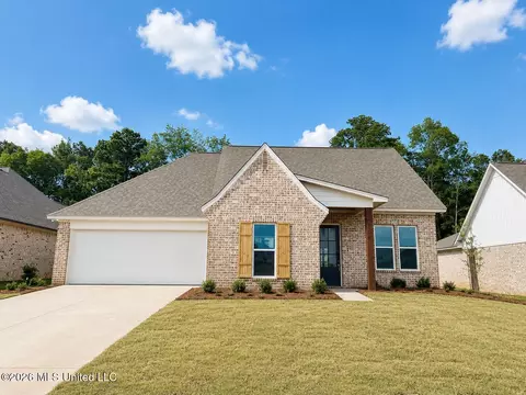 137 Bronson Bnd, Flowood, MS 39232