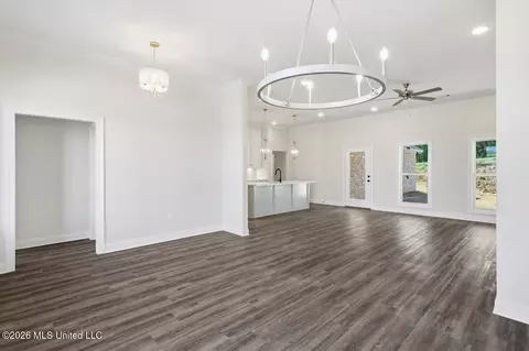 Living - 137 Bronson Bnd, Flowood, MS 39232 photo 4 of 4