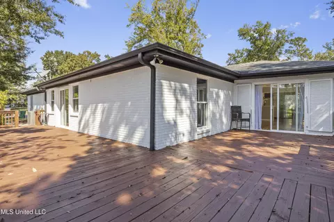 Exterior - 682 Auahi Pl, Diamondhead, MS 39525 photo 5 of 14