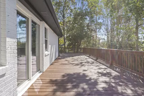 Exterior - 682 Auahi Pl, Diamondhead, MS 39525 photo 7 of 14