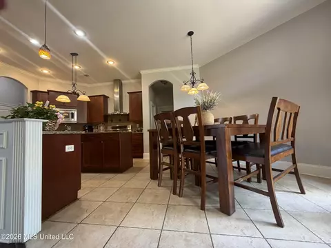Dining - 1435 Hillshire Rd, Hernando, MS 38632 photo 1 of 2